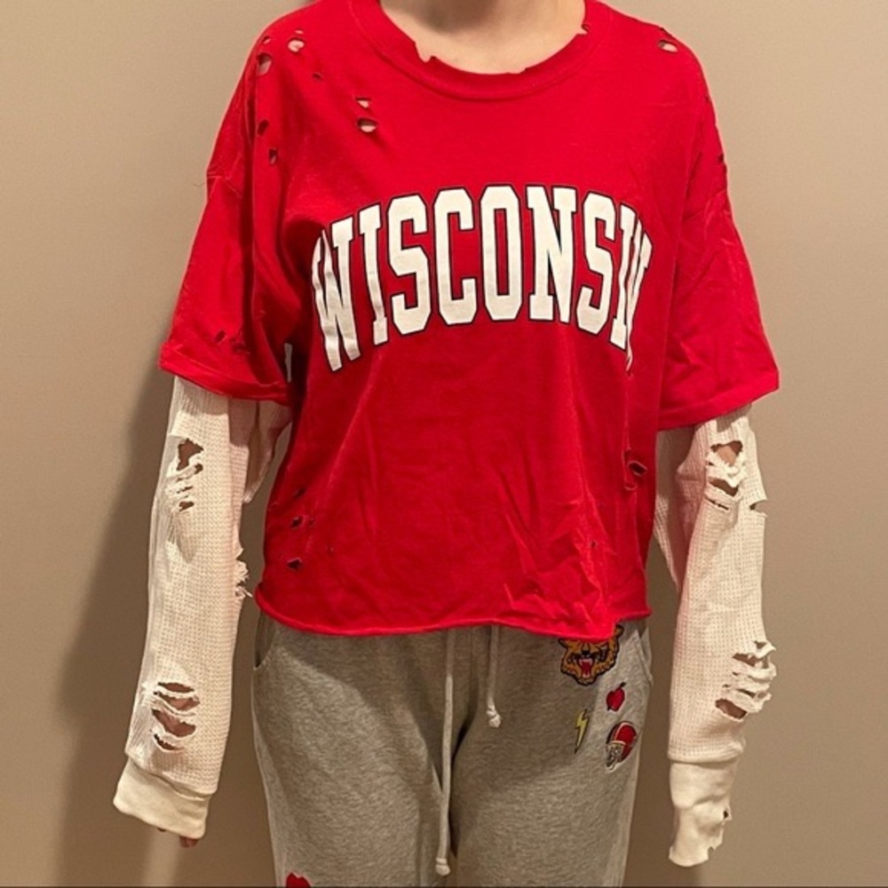Wisconsin long sleeve shirt